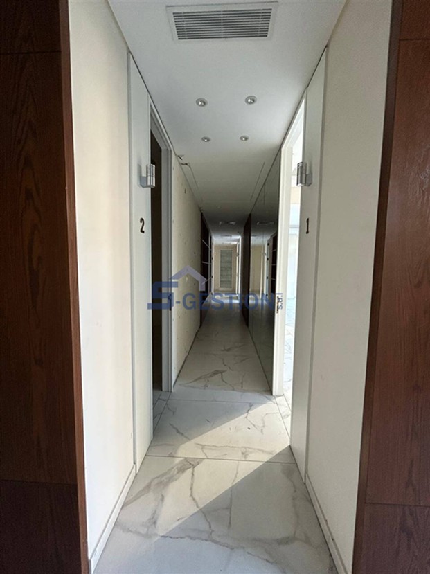 Shop Commercial Premises For Rent