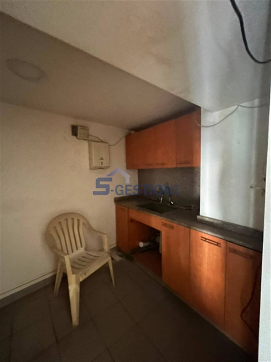 Shop Commercial Premises For Rent