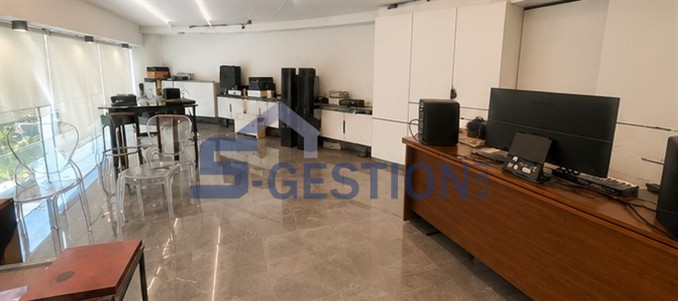 Shop Commercial Premises For Rent