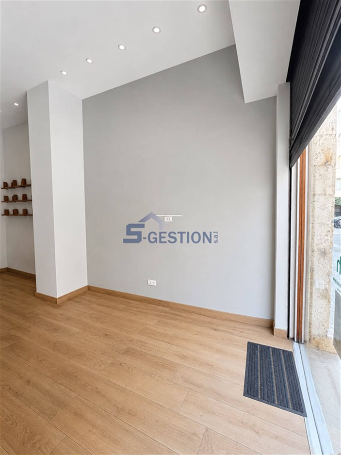 Shop Commercial Premises For Rent