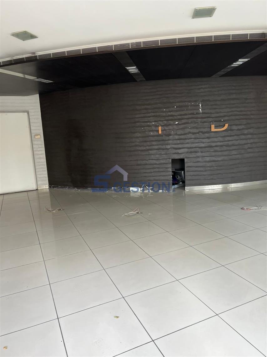 Shop Commercial Premises For Rent