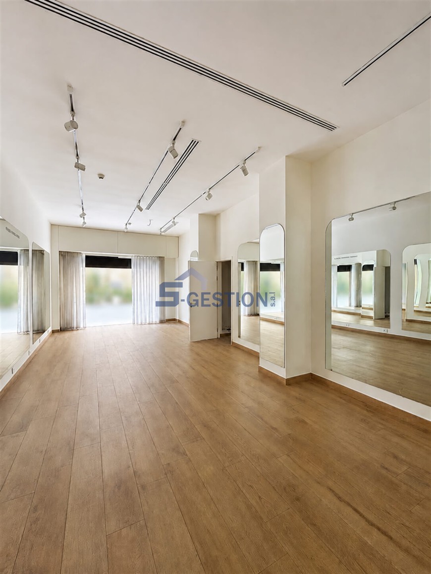 Shop Commercial Premises For Rent