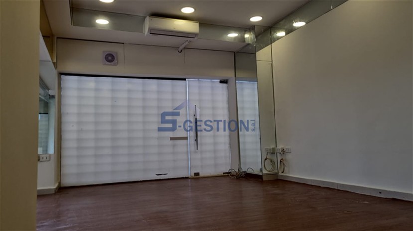 Shop Commercial Premises For Rent