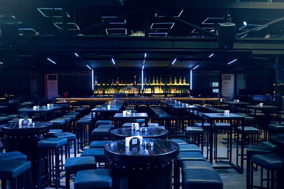 Shop Commercial Premises For Rent