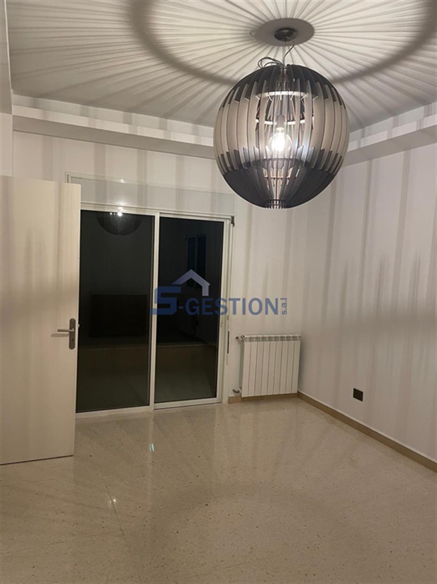 Appartement à Louer à Court Terme