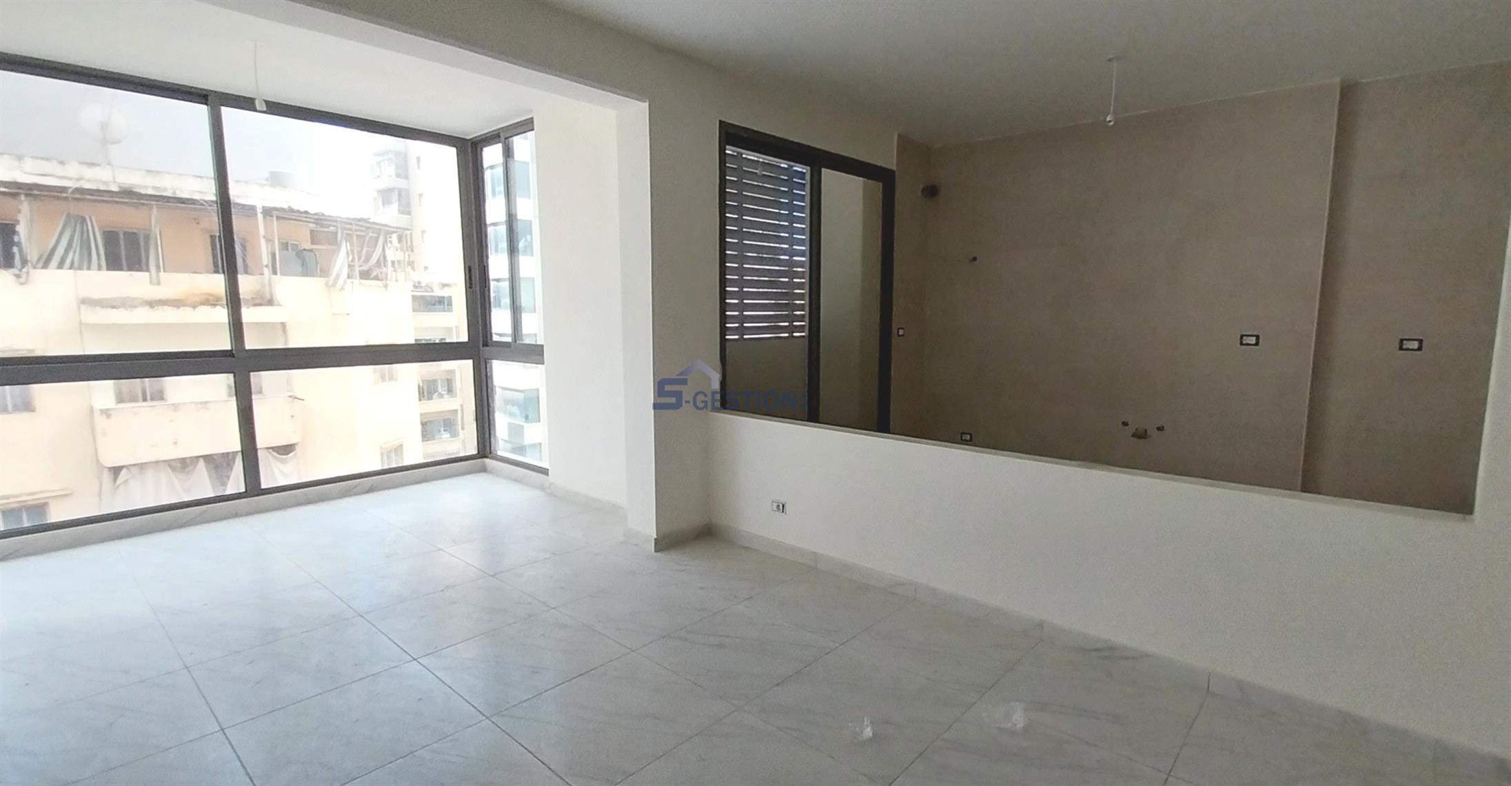 Appartement à V Sold external