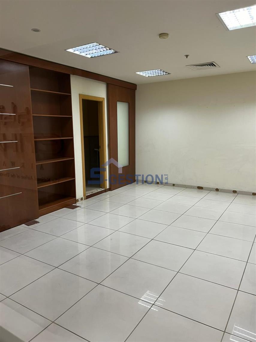 Shop Commercial Premises For Rent