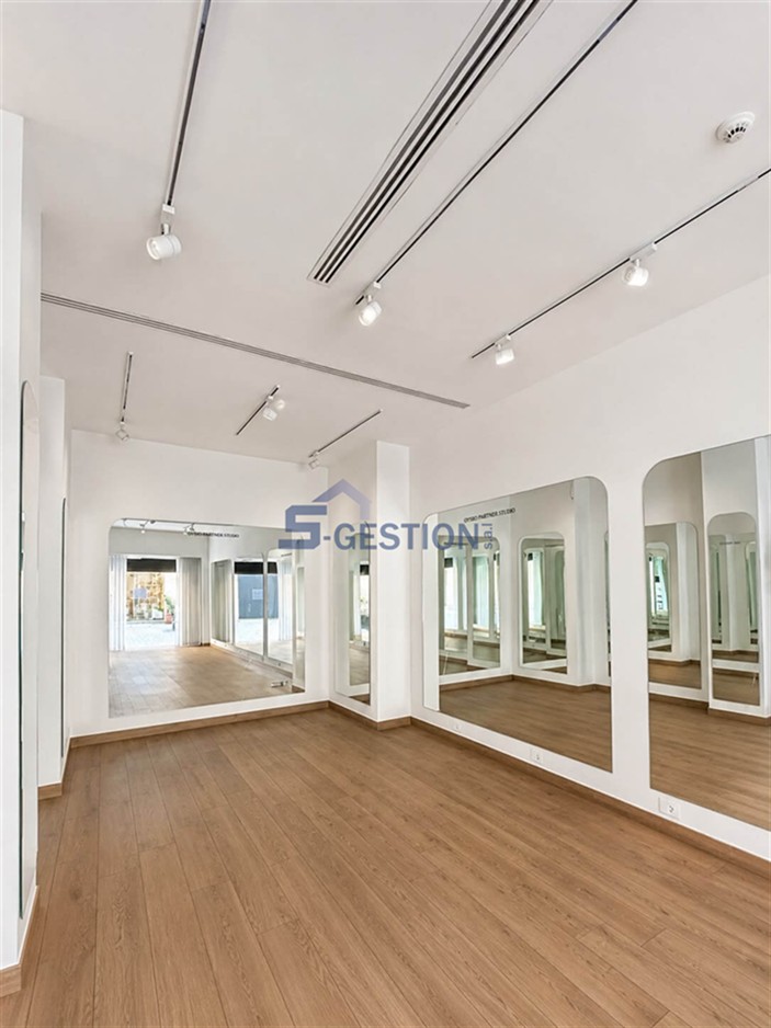 Shop Commercial Premises For Rent