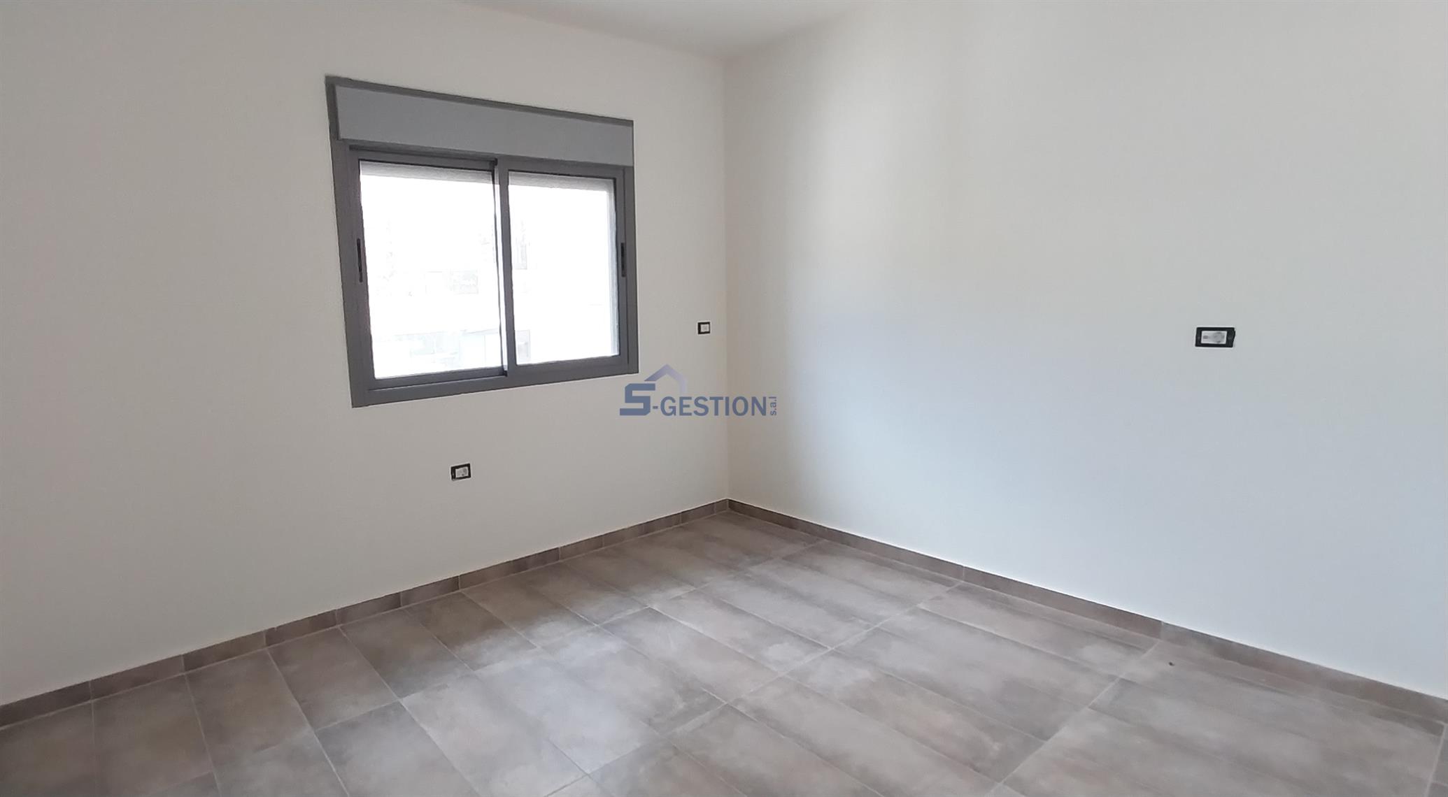 Appartement à V Sold external