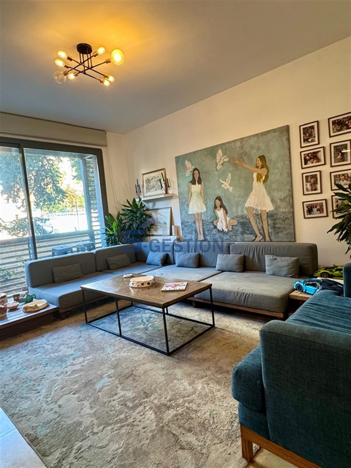 Apartment For Rent Furnished