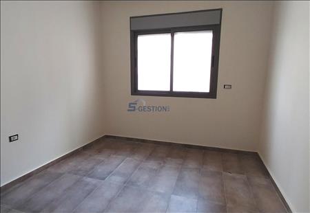 Appartement à V Sold external