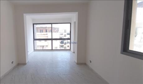 Appartement à V Sold external